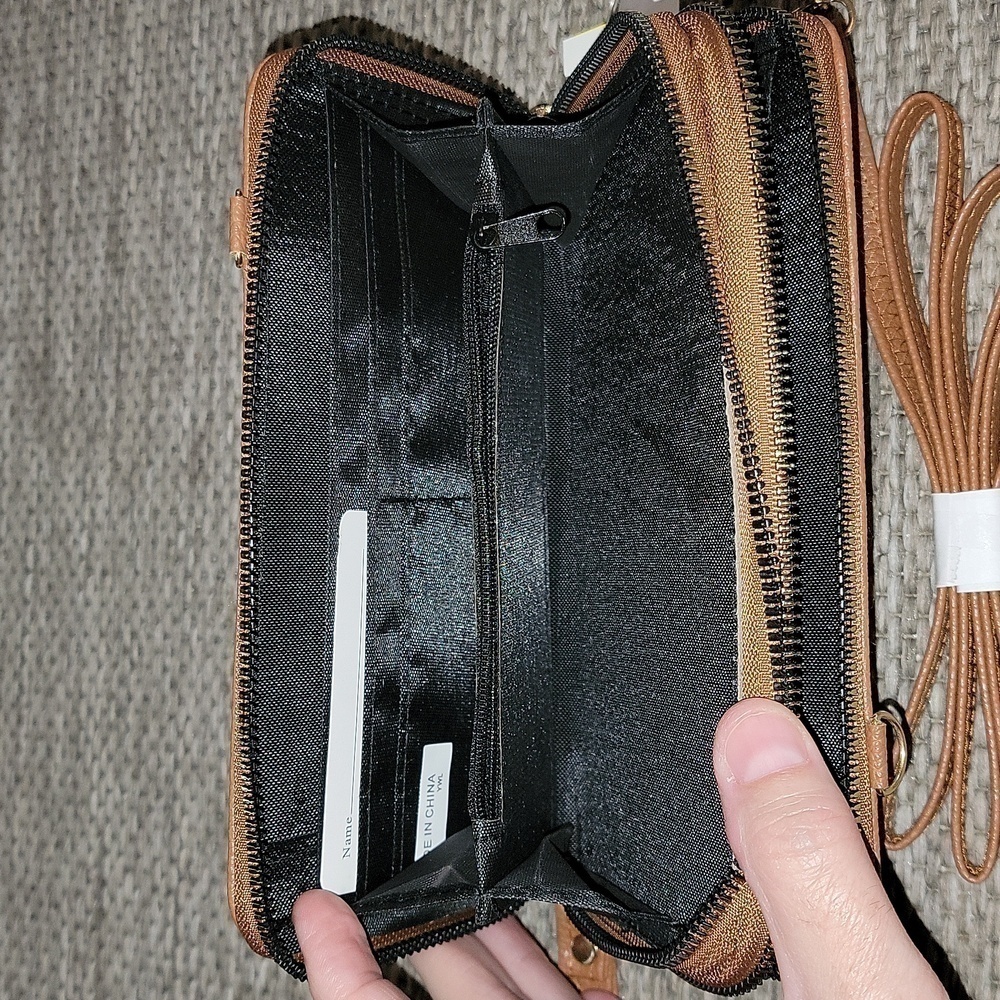 Women's brown Faux Leather Double Zip wallet clutch W/ crossbody strap NEW! - Picture 5 of 7